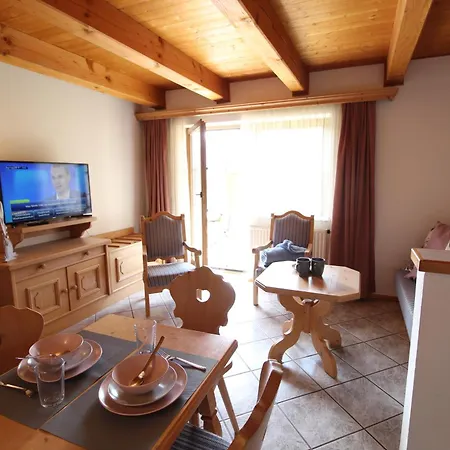 Landhaus Nockalm Bad Kleinkirchheim アパート
