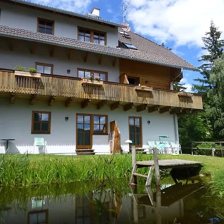 アパート Landhaus Nockalm Bad Kleinkirchheim